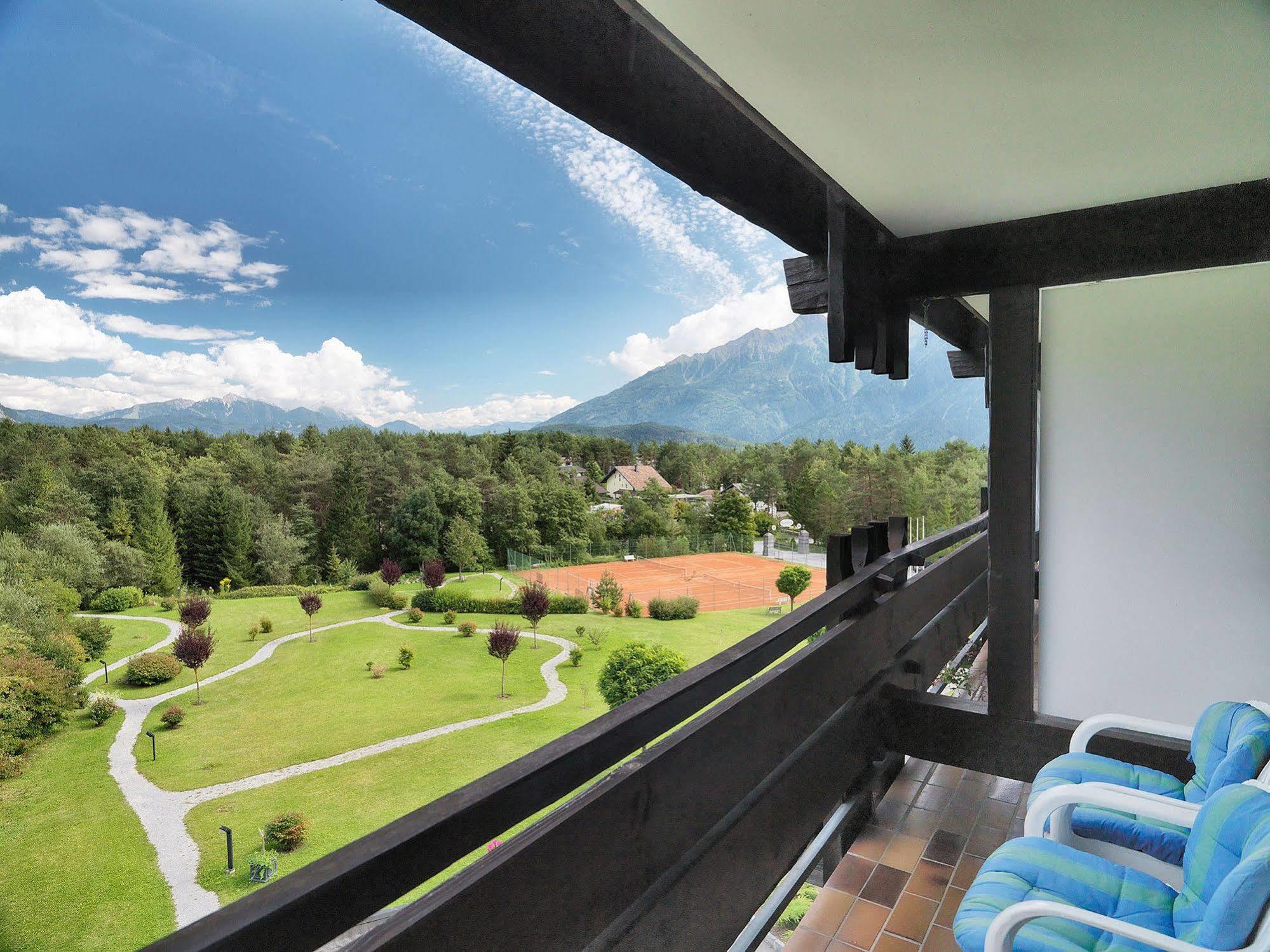Kaysers Tirolresort - Wohlfuehlhotel Fuer Erwachsene Mieming Exteriör bild